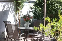 Immersing · Yunzhu Meiyuan (Wuyishan Impression Dahongpao) - Pet friendly