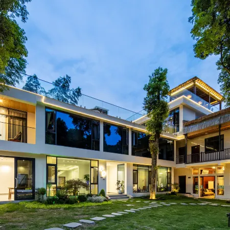 Qingcheng Mountain Lanting Mountain House