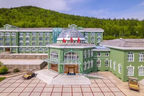 Erguna Bailu Island hotel