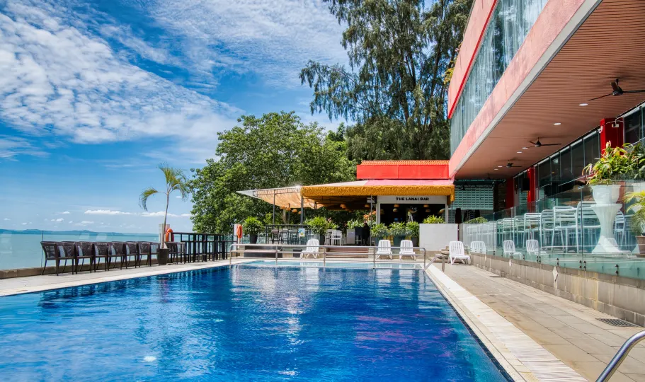 Hotel Sentral Seaview @ ​Beachfront