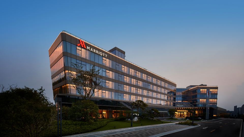 Xuzhou Marriott Hotel Lakeview