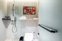 ALIENCYBER ESPORTS HOTEL JINAN DAMING LAKE Hotel a Long-Distance Bus Station, Luokou Commercial Area