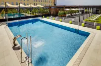 Sercotel Alcalá 611 - Pool
