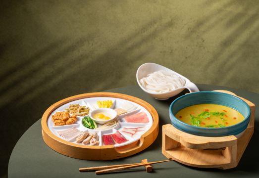 풍성한 조식 뷔페 현장