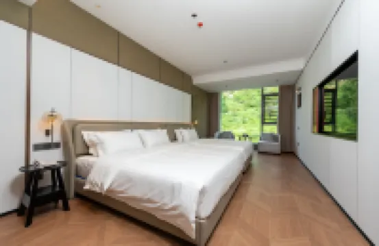 Guanlan Yunqi Hotel (Huangguoshu Waterfall Scenic Area)