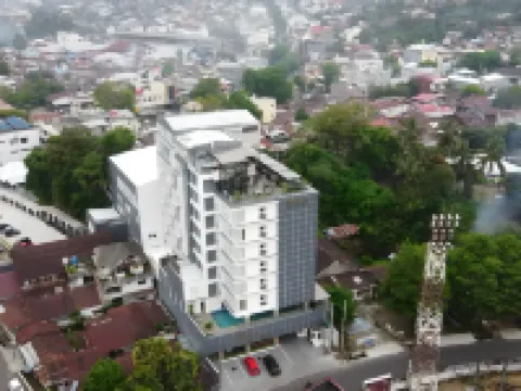 Rogers Hotel Manado Hotels in Wanea