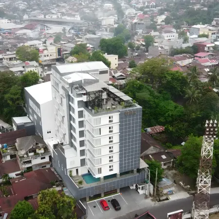 Rogers Hotel Manado