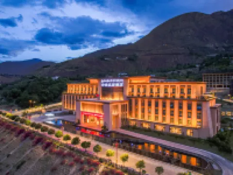 Quzika Hot Spring Resort & Spa Hotels in Markam