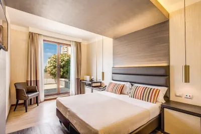 Warmthotel Hotels near Giovan Battista Pastine International Airport