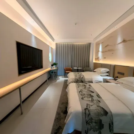 Tacheng Donglin Hotel