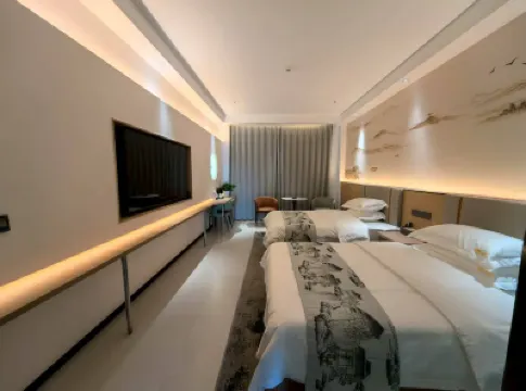 塔城東霖酒店 鄰近塔城市烈士陵園的酒店