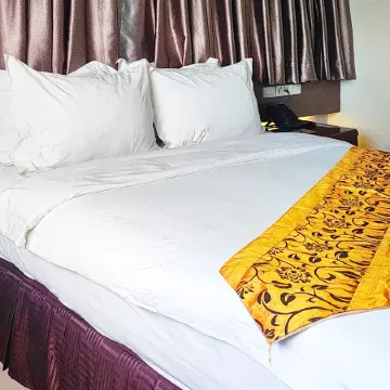 Panorama Summit Hotel