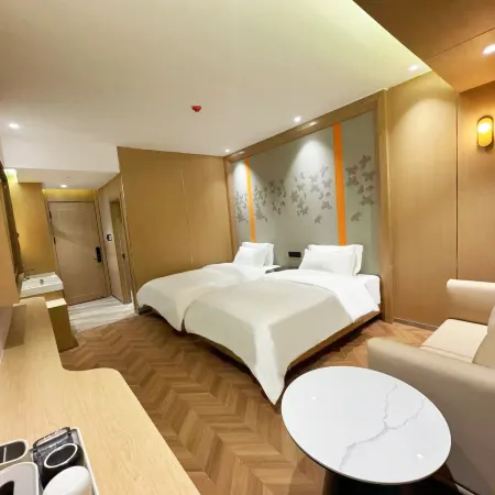 Guazhou Huitong Hotel
