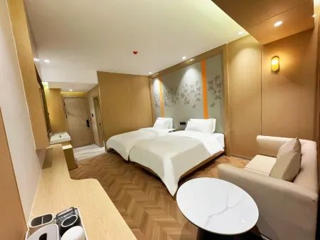 Guazhou Huitong Hotel