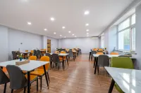 Xiongxian Qiancun Business Hotel - parking