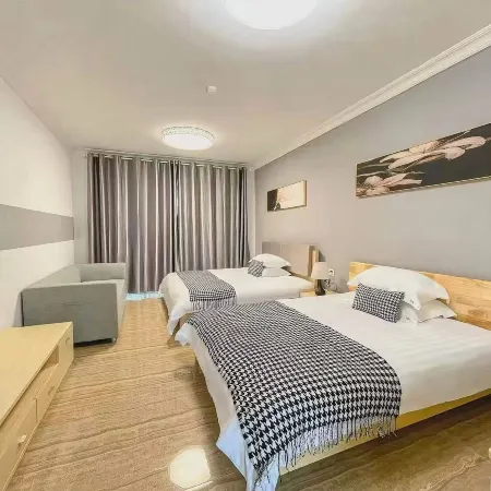 Huajing Seaside Holiday Apartment