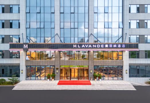 Meilifeng Hotel (Rongcheng High Speed Railway Station) over view