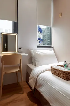 Poshpacker hotel ladies only Отели рядом с достопримечательностью «Bopiliao Ancient Street»