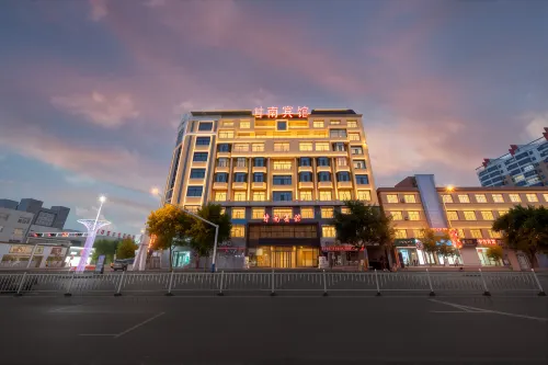 Gannan Hotel - parkir