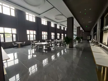 Binhu Heping Hotel Отели рядом с Аэропорт Чанчжи