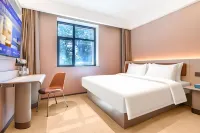 HanTing Hotel (Urumqi South Railway Station Diwang Trade City)