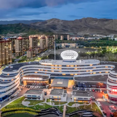 LUXEMON GEM HOTEL Hotels near Altay Xuedu Airport