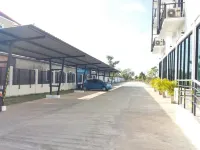 T-NEE Hotel@Udon - Parkplatz