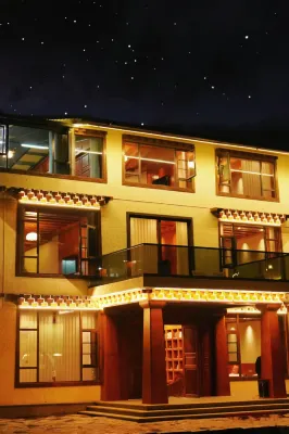 SONGZANG Hotels near Xunyicao Base