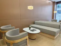 Muya Li Hotel (Nanjing Xinjiekou Subway Station Friendship Square Branch)