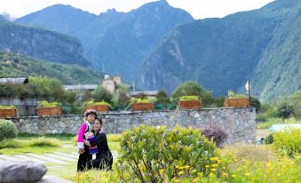 Bingzhong Luozhongding Garden Holiday Hotel