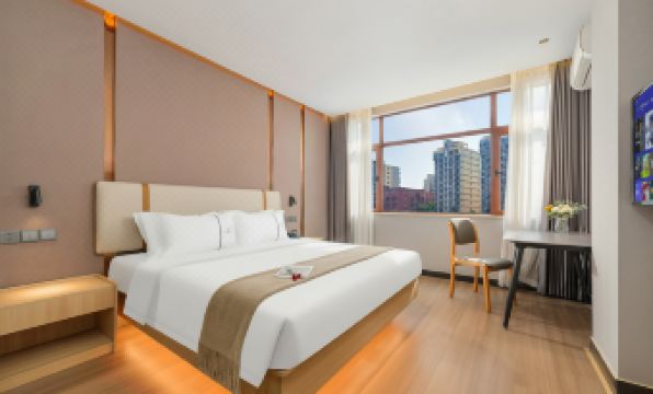 Dalian Yingkeyuan Hotel