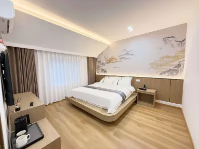 Bianyunyao Homestay (Baicheng Railway Station Songcheng Road Station) Hotels in Kaifeng station area