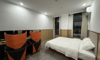 Wanhao Iron Fist E-Sports Hotel