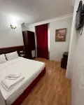 RED WHİTE HOTEL - Bãi đậu xe