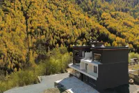 Siguniang Mountain Green Meconopsis Jinshan Manor Hotels in Changping Valley/Ethnic Customs Street