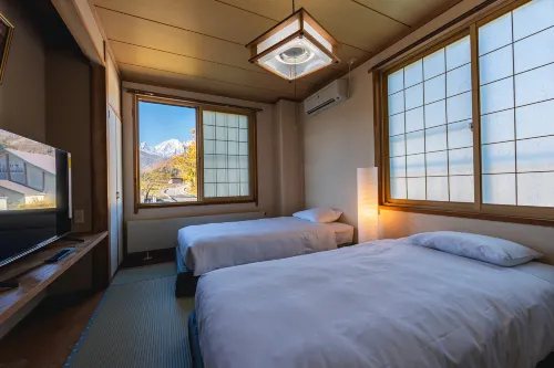 Wakata Lodge Hakuba