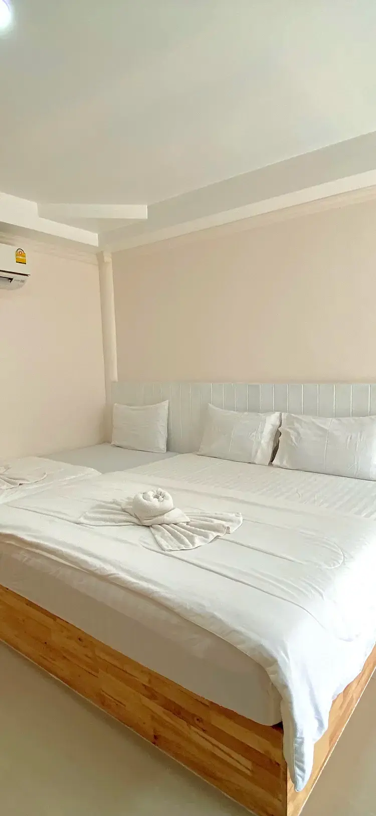 ห้องพื้นฐานสำหรับสามท่าน