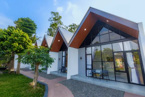 Alenay Resort Kulonprogo - breakfast