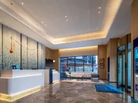 Holiday Inn ExpressChengdu Phoenix Mountain Hotels near Xindu
