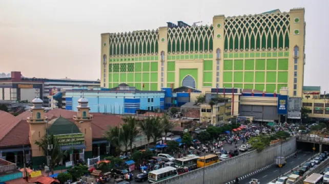 Sotis Residence Pejompongan Xung quanh Photos