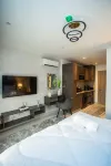 Accra Luxury Apartments at The Bantree - Balkon