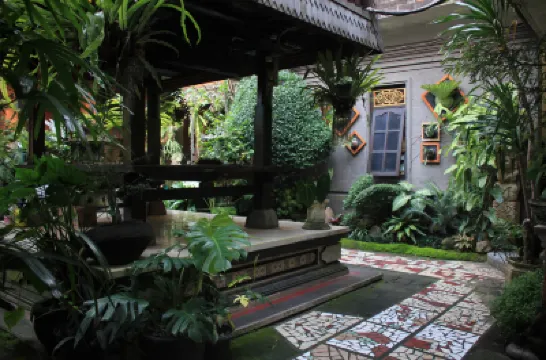 ตูซันธา อูบุด อะ ทริชูลา คอลเลกชัน โรงแรมใกล้สตูดิโอ Yoga Barn Studio