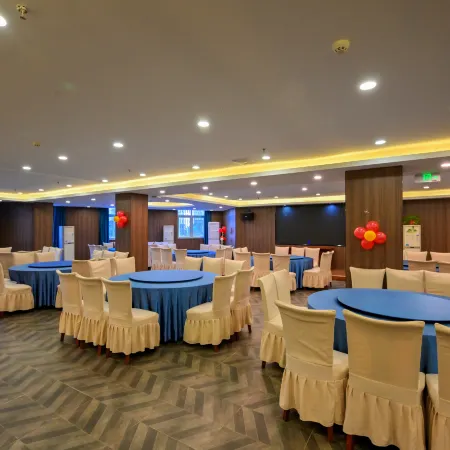 Anyuan Hotel (Feixi Donggang Middle School)