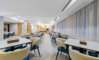 Yuecheng Four Seasons Hotel (Zunyi Zheng'an Government)
