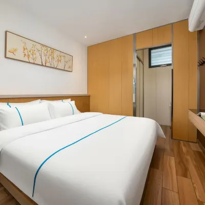 大明湖梯雲民宿 Hotel berhampiran Tasik Daming