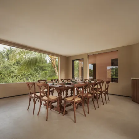 Abia Molok Secret Retreat Homestay (Wanning Shimei Bay Circum Island Tourism Highway Branch)