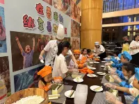 Smiler Hotspring Hotel - breakfast