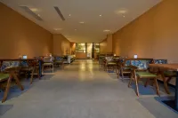 Qiyun Hot Spring Resort Hotel at Dongfengyun