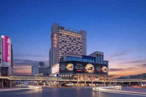 Jingya Hotel (Erqi Square David City)