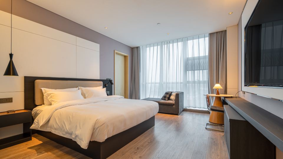 Pink ink Hotel intercity